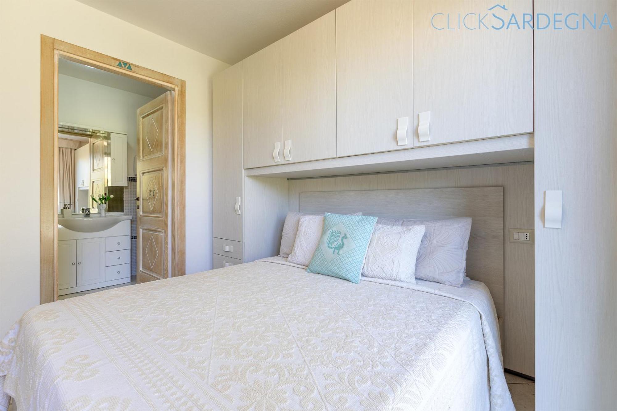 Janas Luxury Surrounded By Large Park, Swimming Pool, Parking And Wifi Alghero