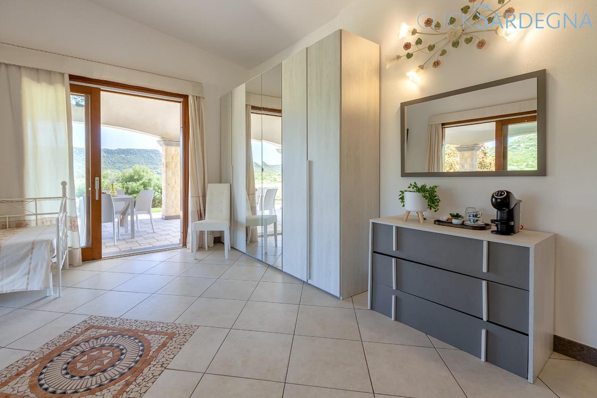 Villa Janas Luxury Surrounded By Large Park, Swimming Pool, Parking And Wifi *