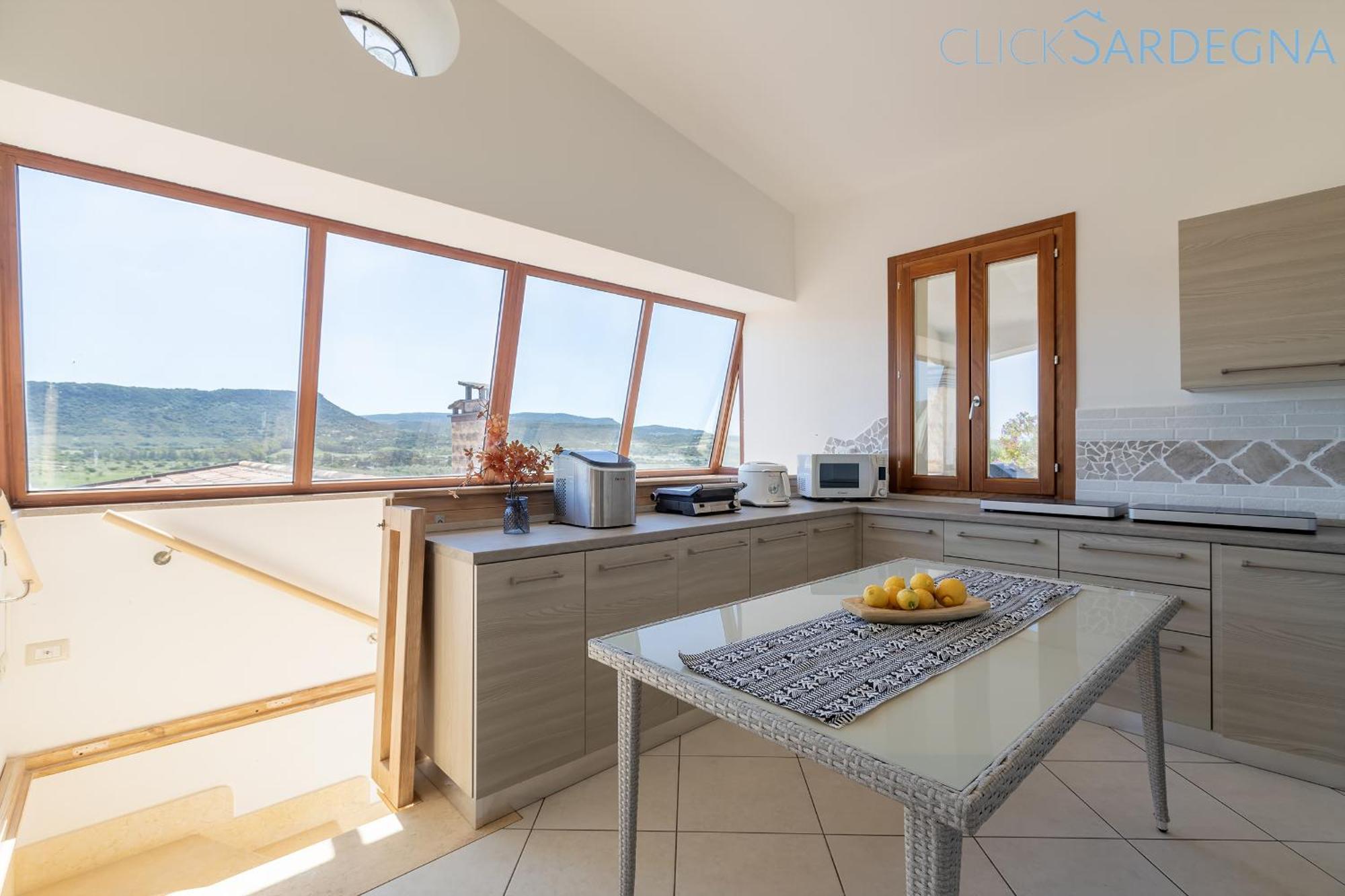 Janas Luxury Surrounded By Large Park, Swimming Pool, Parking And Wifi Villa Alghero
