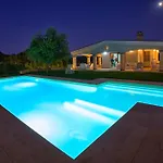 Villa Janas Lussuosa per 12 persone Uso esclusivo e piscina indipendente