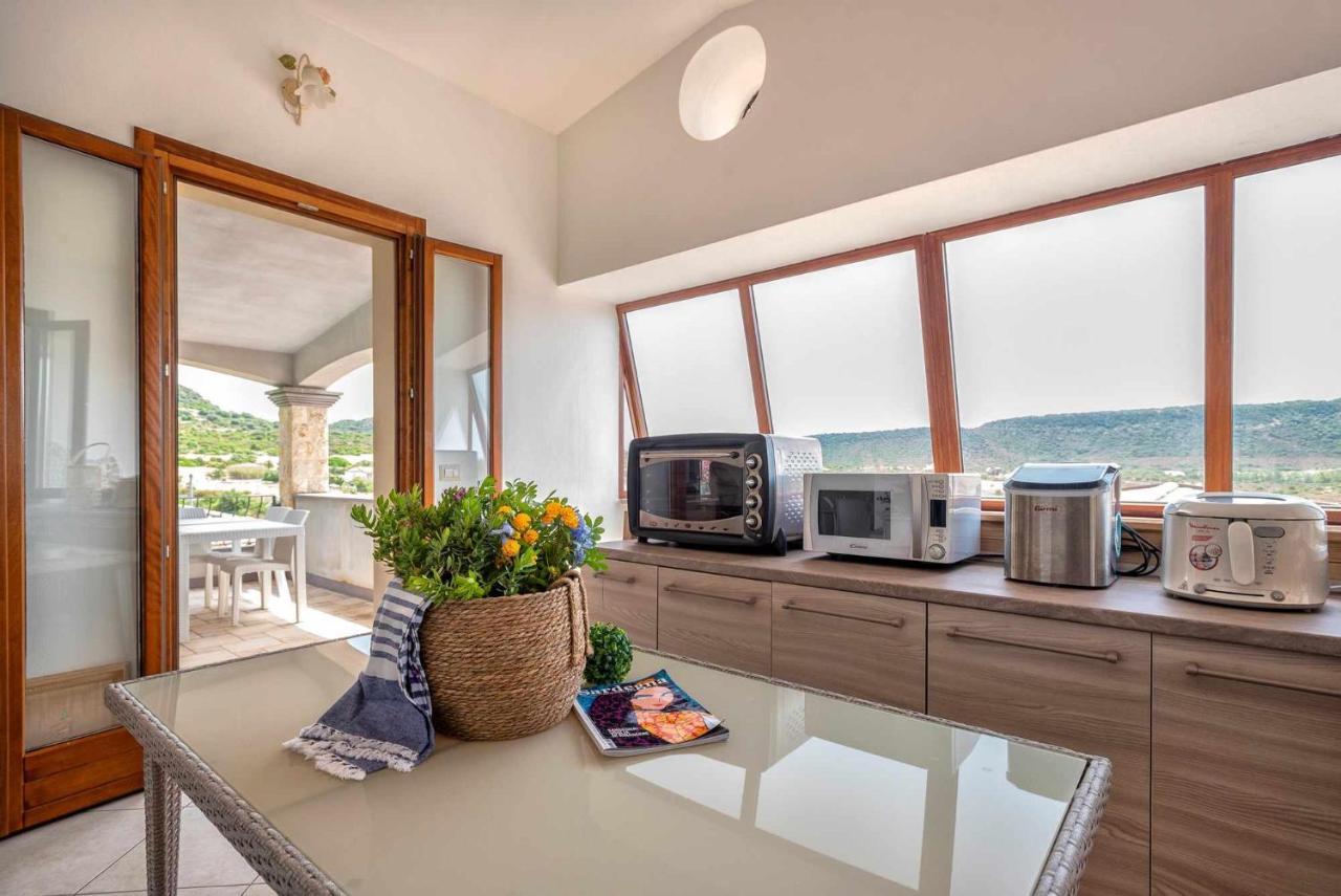 Villa Janas Luxury Surrounded By Large Park, Swimming Pool, Parking And Wifi Alghero