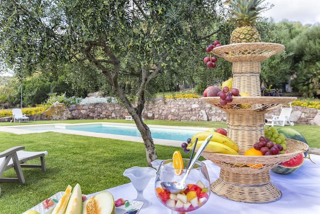 Villa Janas Luxury Surrounded By Large Park, Swimming Pool, Parking And Wifi *